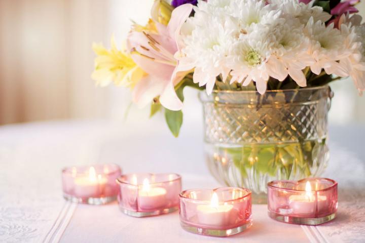flowers-and-candles-px_full_width.jpg