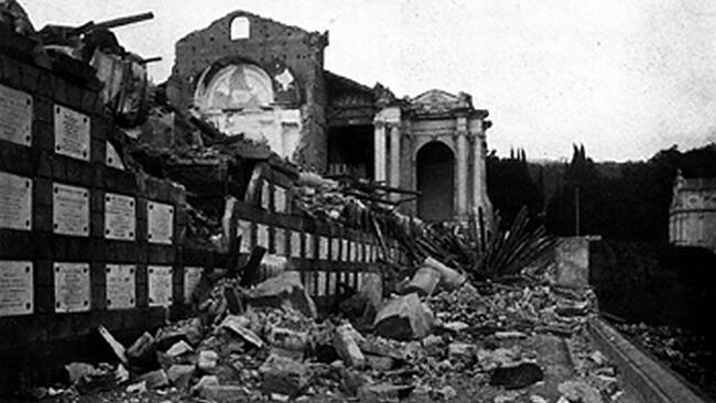 Earthquake ruins (black and white photo)