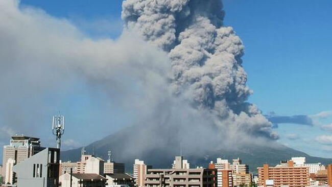 Volcano Eruption Japan