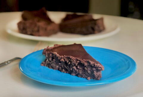 Flourless Chocolate Fudge Cake