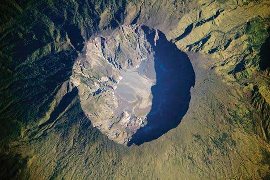 mt_tambora_nasa_jsc_0.jpg