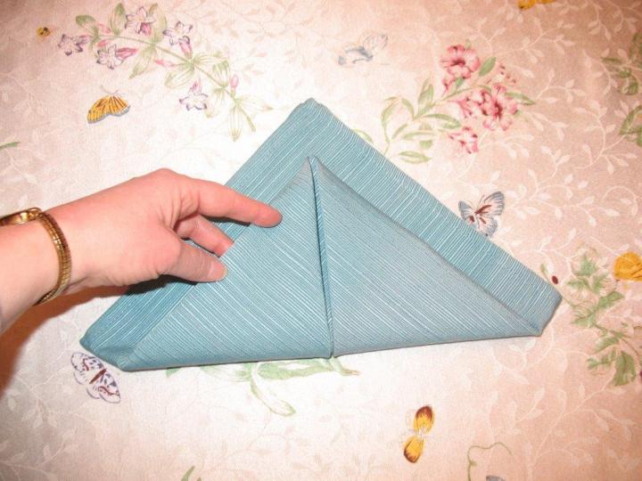 How to Fold a Dinner Napkin ~ The Pyramid Fold