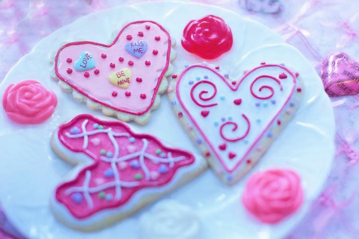 valentines-day-cookies_full_width.jpg