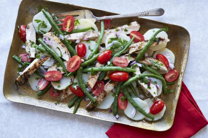 recipe-potato_salad_with_chicken_becky_luigart_stayner_full_width.jpg