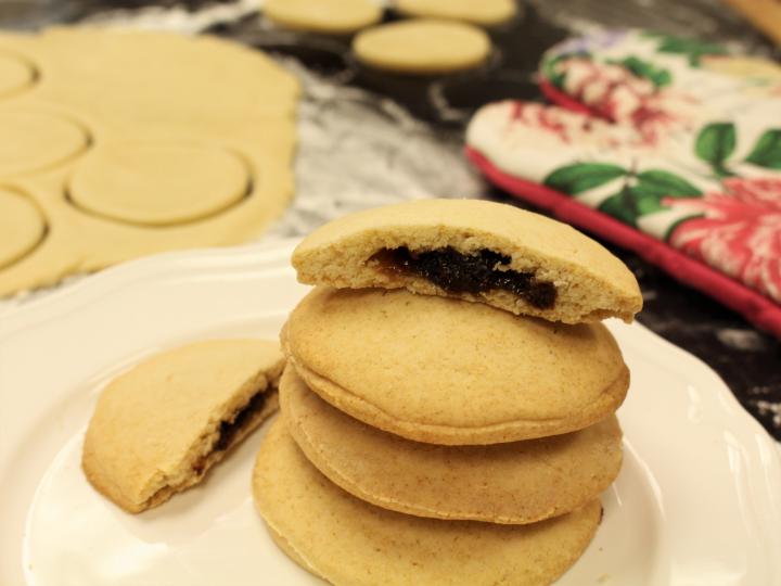 recipe-raisin_filled_cookies.jpg