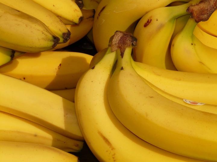 banana-5734_1280.jpg