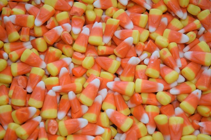 candy-corn-1726481_1920_full_width.jpg