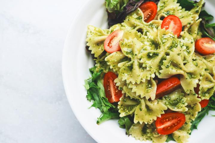 pesto-pasta-close-up-1854245_1920_full_width.jpg