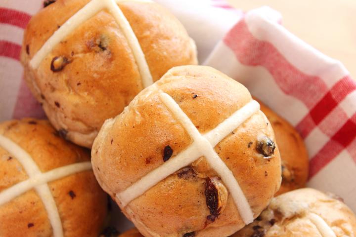 hot cross buns